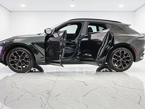 Used 2021 Aston Martin DBX AWD/4WD image 4