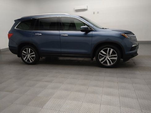 Used 2018 Honda Pilot Elite image 11