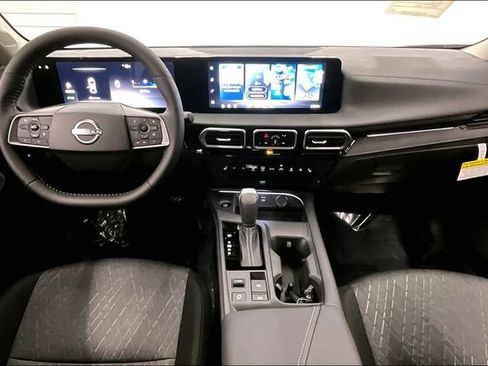 New 2026 Nissan Sentra SV w/ SV Convenience Package FWD image 6