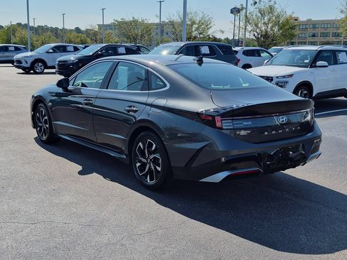 Used 2025 Hyundai Sonata SEL FWD image 5