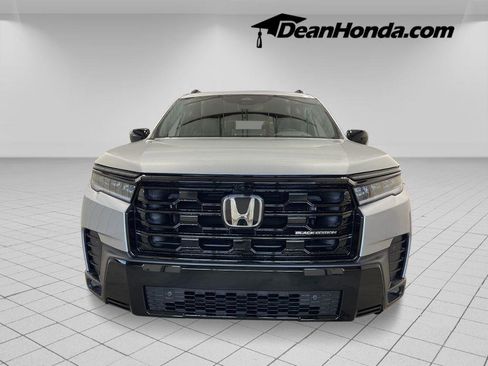 New 2026 Honda Pilot Black Edition image 10