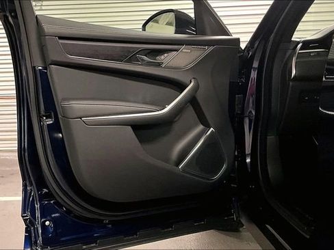 Certified 2025 Jaguar F-PACE R-Dynamic S image 26