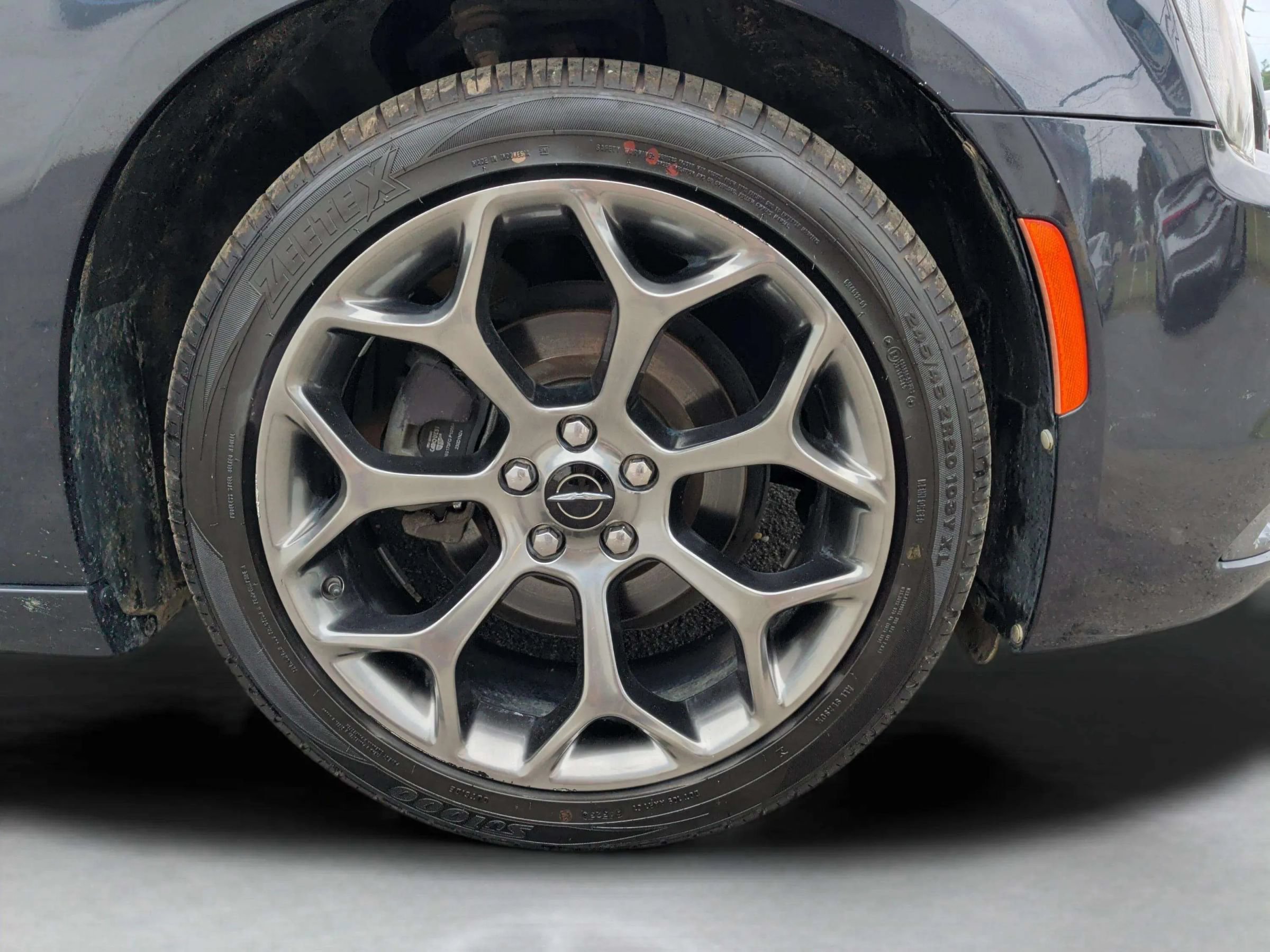 Used 2018 Chrysler 300 Touring w/ Sport Appearance Package RWD image 40