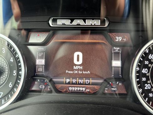 Used 2024 RAM 1500 Big Horn image 8