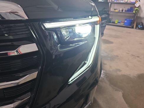 New 2026 GMC Acadia Elevation w/ Elevation Premium Package AWD/4WD image 38