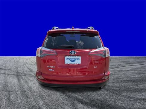 Used 2016 Toyota RAV4 LE FWD image 5