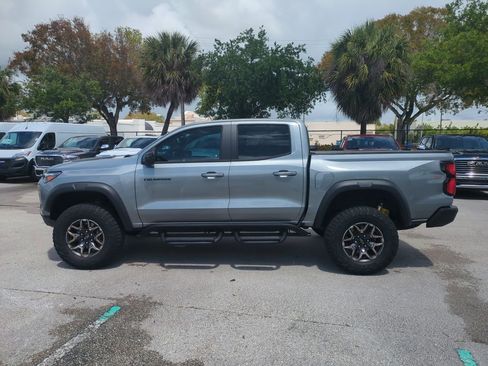 Used 2023 Chevrolet Colorado ZR2 w/ ZR2 Convenience Package III image 9