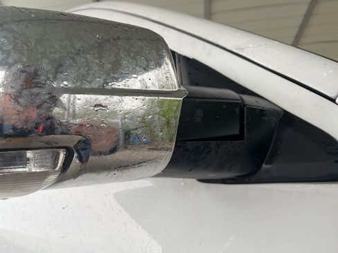 Used 2014 RAM 1500 Laramie w/ Convenience Group image 15