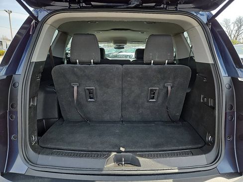 Used 2018 GMC Acadia SLE image 27