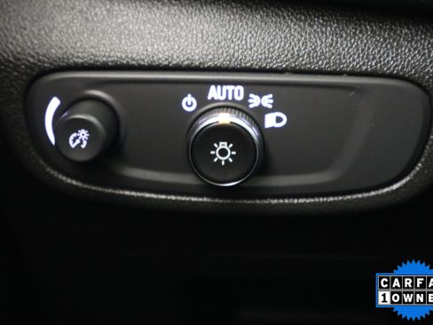 Used 2025 Chevrolet TrailBlazer LT AWD/4WD image 33
