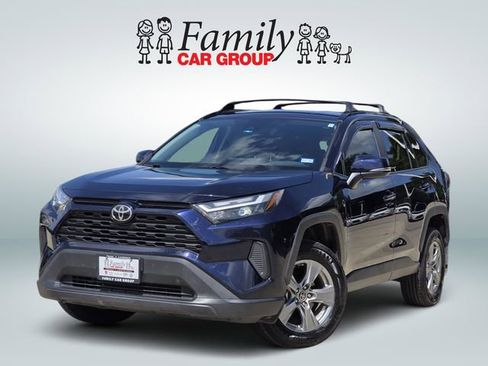 Used 2022 Toyota RAV4 XLE FWD image 1