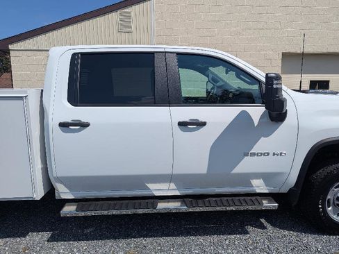 Used 2024 Chevrolet Silverado 2500 W/T w/ WT Convenience Package image 17