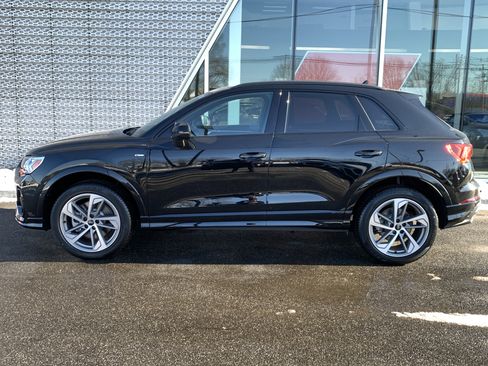 New 2025 Audi Q3 2.0T Premium image 2