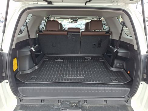 Used 2023 Toyota 4Runner Limited image 18