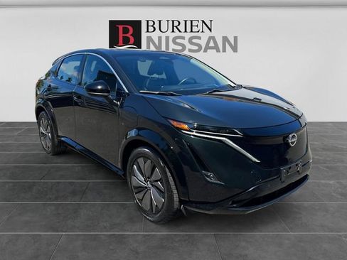 Used 2023 Nissan Ariya FWD image 7