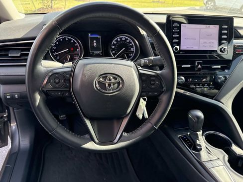 Used 2023 Toyota Camry SE FWD image 22