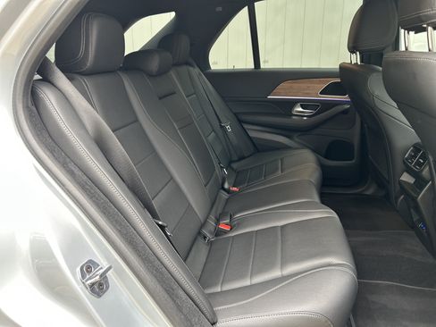 Certified 2025 Mercedes-Benz GLE 450 4MATIC image 42