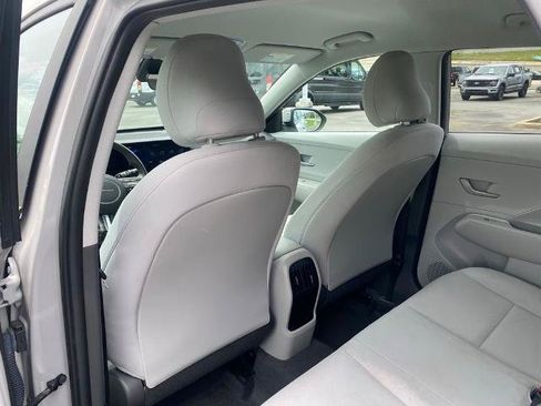 Used 2025 Hyundai Kona SEL FWD image 29
