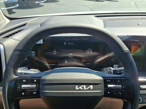 New 2026 Kia Sorento S w/ S Panoramic Sunroof Package image 9