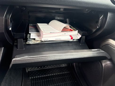 Used 2023 Toyota Tacoma Trail Edition w/ Trail Edition image 5