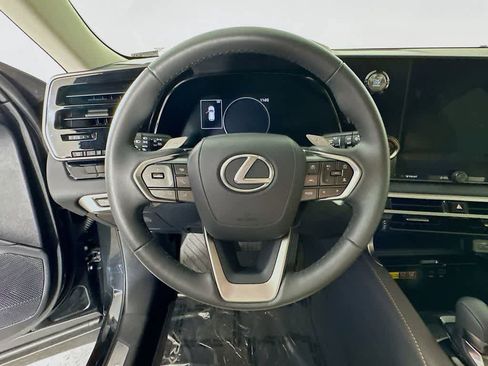 Used 2023 Lexus RX 350 FWD image 16