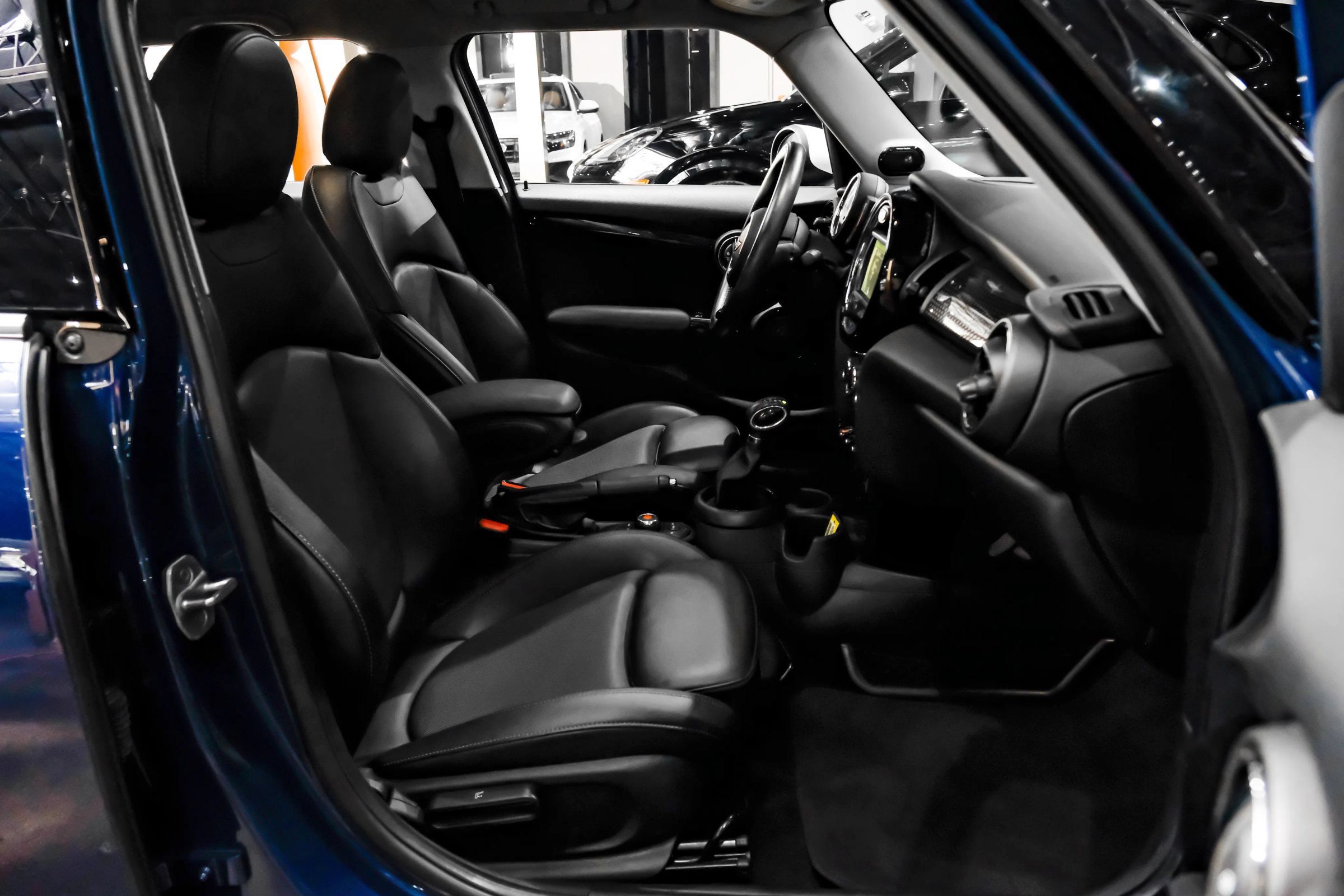 Used 2018 MINI Cooper S w/ Premium Package FWD image 38