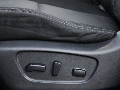 Certified 2019 Nissan Rogue SV w/ Premium Package image 23