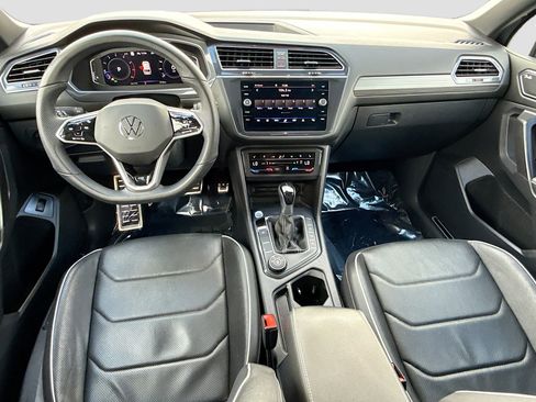 Used 2022 Volkswagen Tiguan SEL R-Line AWD/4WD image 15