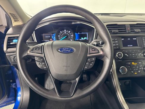 Used 2018 Ford Fusion S image 16