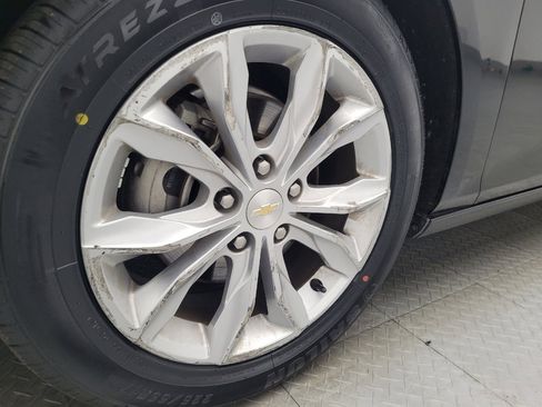 Used 2023 Chevrolet Malibu LT image 31