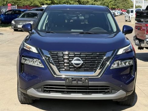 Used 2022 Nissan Rogue SV AWD/4WD image 7