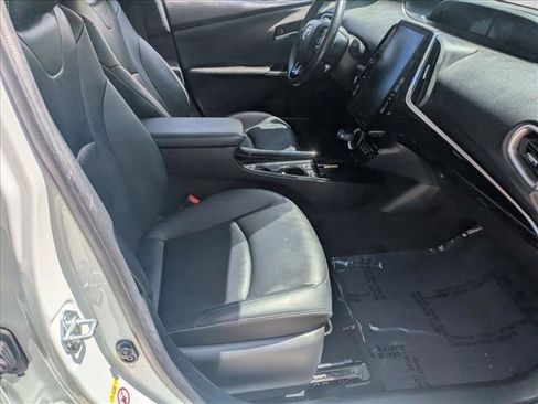 Certified 2022 Toyota Prius Prime XLE FWD image 20