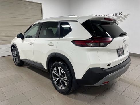 Used 2021 Nissan Rogue SV FWD image 4