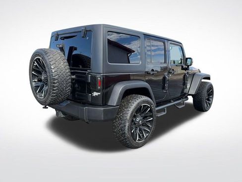 Used 2012 Jeep Wrangler Unlimited Rubicon AWD/4WD image 7