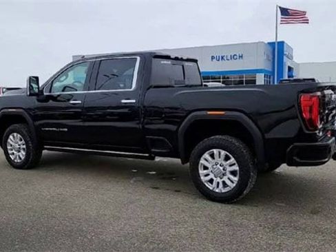 Certified 2022 GMC Sierra 3500 Denali image 6