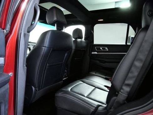Used 2016 Ford Explorer Limited w/ Equipment Group 301A AWD/4WD image 12