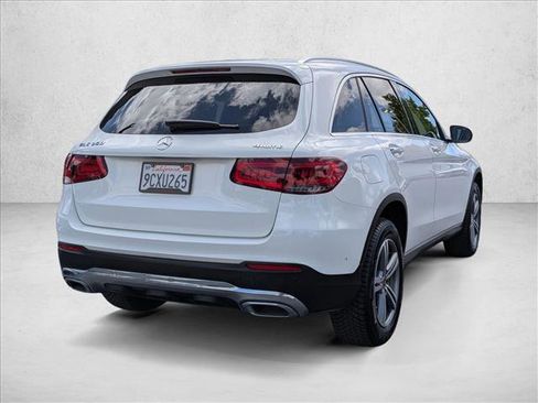 Used 2021 Mercedes-Benz GLC 300 4MATIC image 5