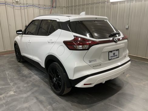 Used 2024 Nissan Kicks SV image 19