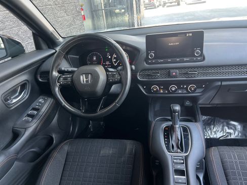 Used 2025 Honda HR-V Sport image 22