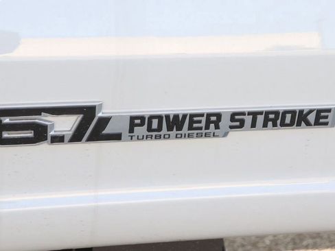 New 2025 Ford F350 Lariat w/ Lariat Ultimate Package image 29