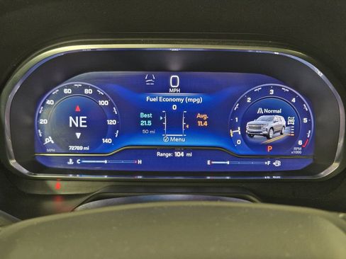 Used 2023 Chevrolet Tahoe High Country AWD/4WD image 16