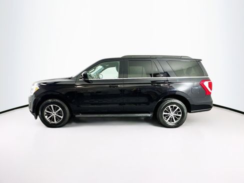 Used 2021 Ford Expedition XLT image 4