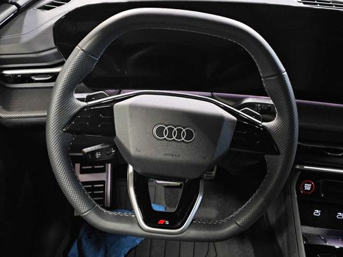 New 2025 Audi SQ5 Premium Plus AWD/4WD image 21