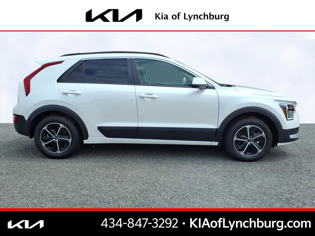 New 2026 Kia Niro LX FWD image 3