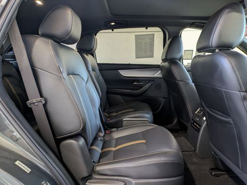 Used 2024 MAZDA CX-90 Plug-In Hybrid w/ Premium Plus image 12