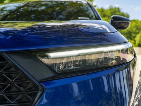 Used 2023 Honda Accord Sport image 11