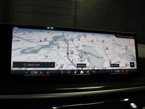 Used 2024 BMW X5 sDrive40i w/ M Sport Package image 82