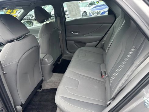 Used 2023 Hyundai Elantra SEL w/ Convenience Package FWD image 37