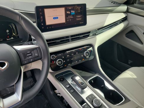 Certified 2026 INFINITI QX60 Pure w/ Cargo Package image 21