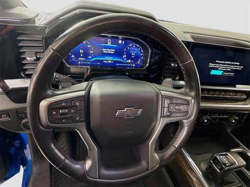 Used 2022 Chevrolet Silverado 1500 RST image 5